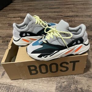 Wave runners Yeezy